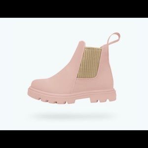 Native girls all weather/rain booties size 1 light baby pink great condition